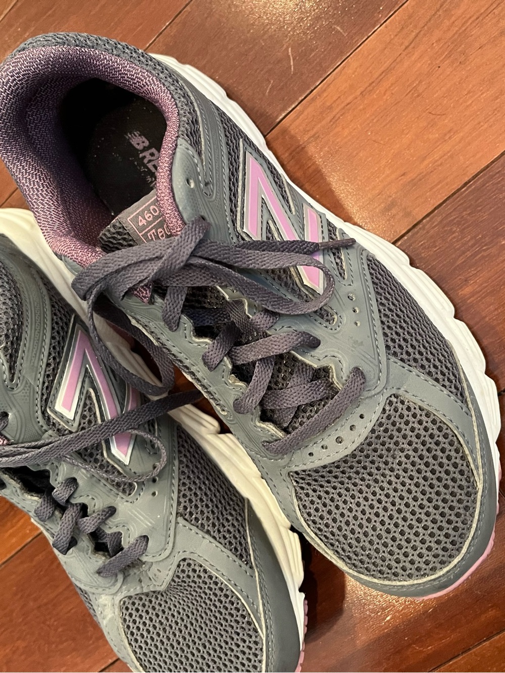 New Balance Women's Gray and Pink Athletic Running Shoes